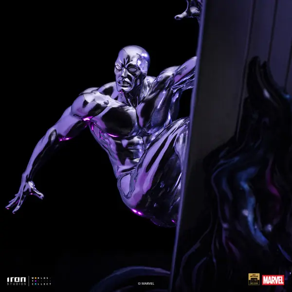 MARVEL Statue Silver Surfer Deluxe Art Scale Iron Studios
