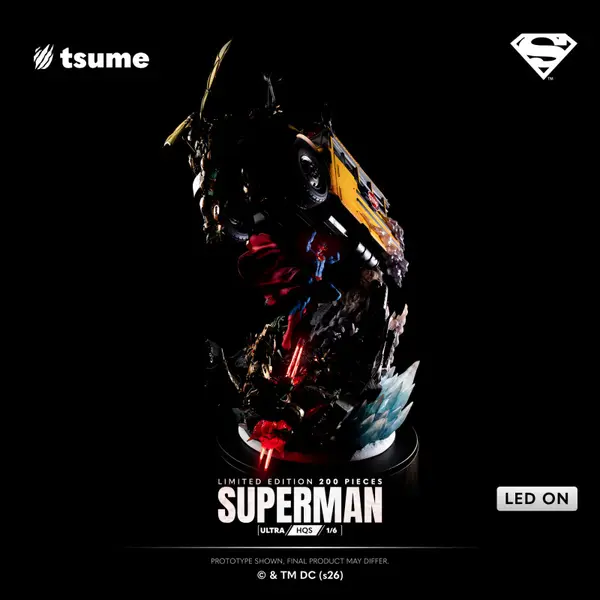 DC COMICS Statue Superman Ultra HQS Tsume