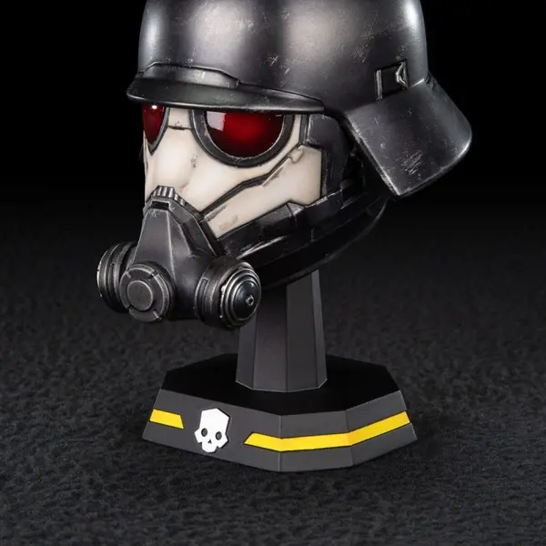 Helldivers 2 - Réplique 1/4 Field Chemist Helmet 11 cm