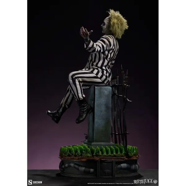 BEETLEJUICE Statue Beetlejuice Premium Format Figure Sideshow