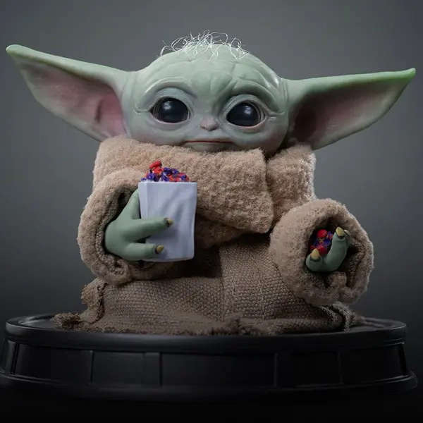 THE MANDALORIAN & GROGU Statue Grogu Popcorn Time Grogu Collection Iron Studios