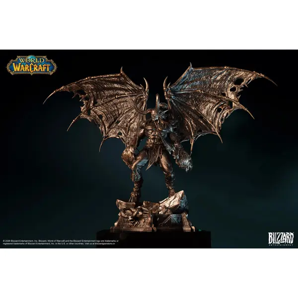 WORLD OF WARCRAFT Statue Illidan Stormrage Bronze Colored Blizzard