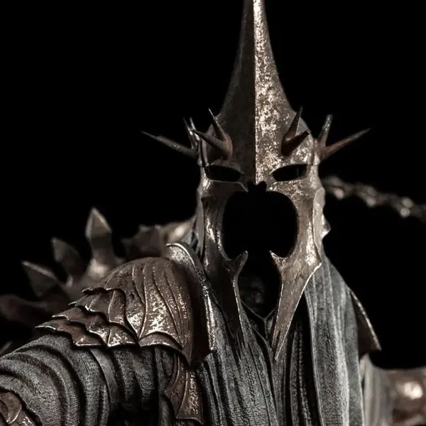 LE SEIGNEUR DES ANNEAUX Figurine Roi-Sorcier d'Angmar Figures of Fandom Weta