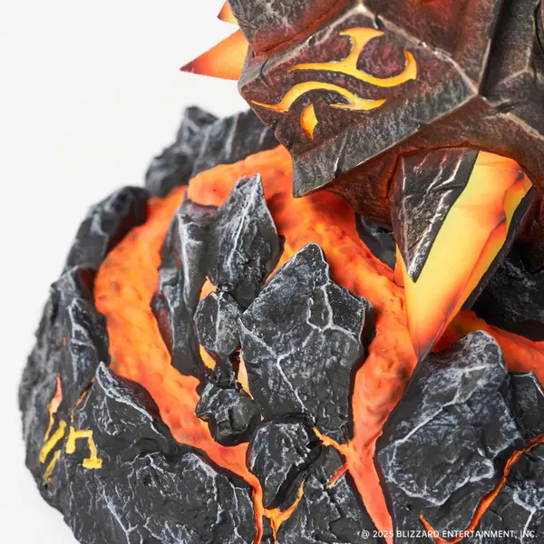 WORLD OF WARCRAFT Réplique Sulfuras Hand of Ragnaros Blizzard