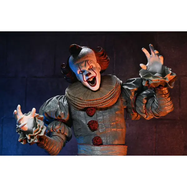 ÇA Bienvenue à Derry Figurine Pennywise ¼ Neca