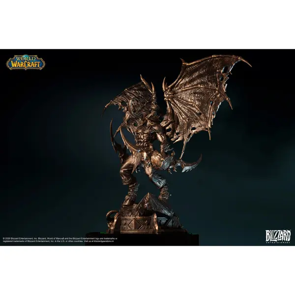 WORLD OF WARCRAFT Statue Illidan Stormrage Bronze Colored Blizzard