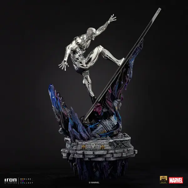 MARVEL Statue Silver Surfer Deluxe Art Scale Iron Studios