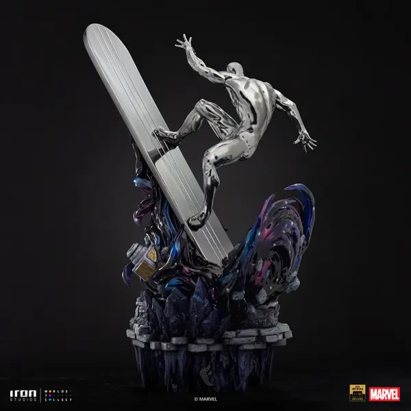 MARVEL Statue Silver Surfer Deluxe Art Scale Iron Studios
