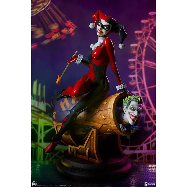 HARLEY QUINN AND THE JOKER DC COMICS DIORAMA 35 CM