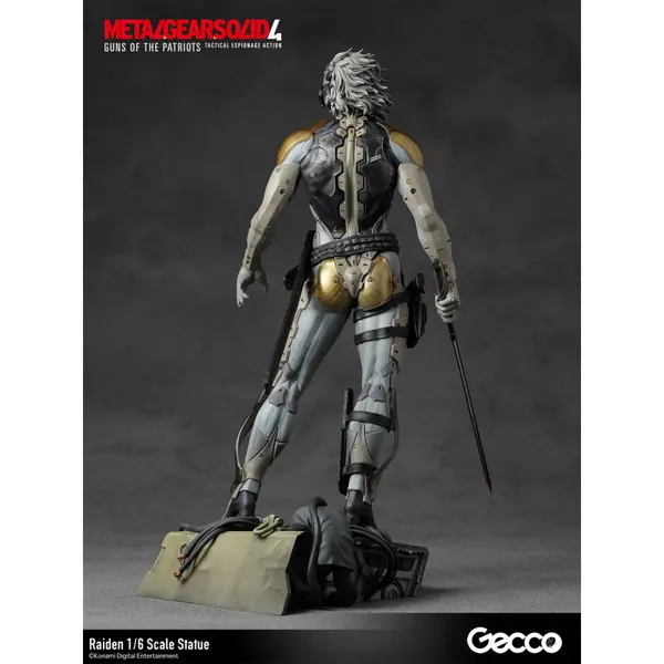 METAL GEAR SOLID 4 Statue Raiden Gecco