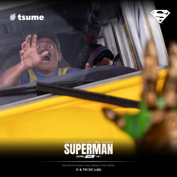 DC COMICS Statue Superman Ultra HQS Tsume
