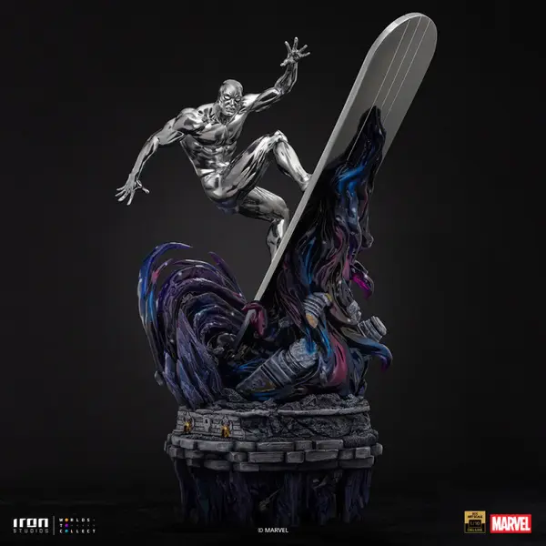 MARVEL Statue Silver Surfer Deluxe Art Scale Iron Studios