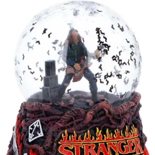 Stranger Things - Boule à neige Eddie's Sacrifice 14 cm