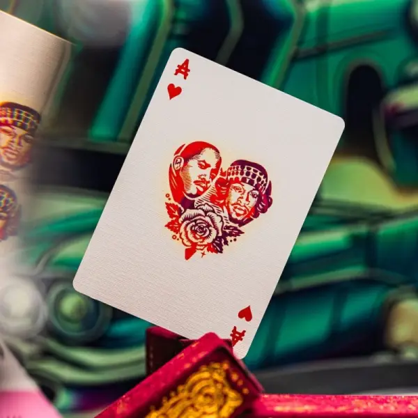 Outcast - Jeu de cartes Outcast Red Velvet