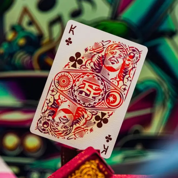 Outcast - Jeu de cartes Outcast Red Velvet